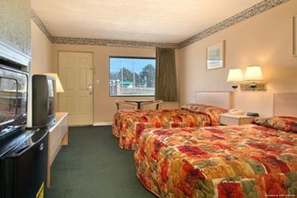SUPER 8 MOTEL - MAGEE (Magee)